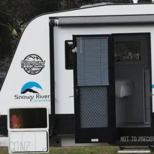 Kiwi Snowy River & Regent Caravan Club Logo